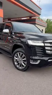LC 300 2023